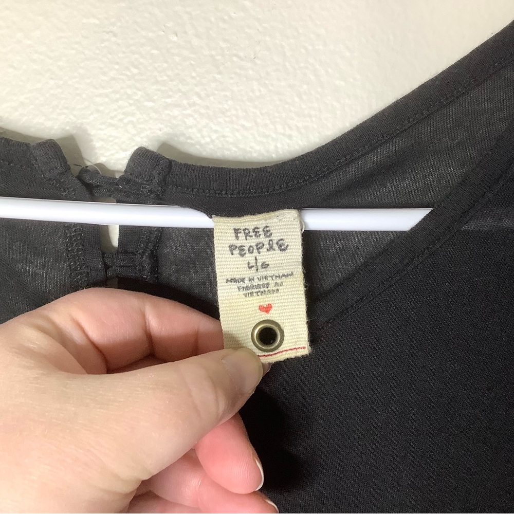 < Vintage Y2K Free People Boho 3/4 Sleeve Top > - Picture 4 of 7